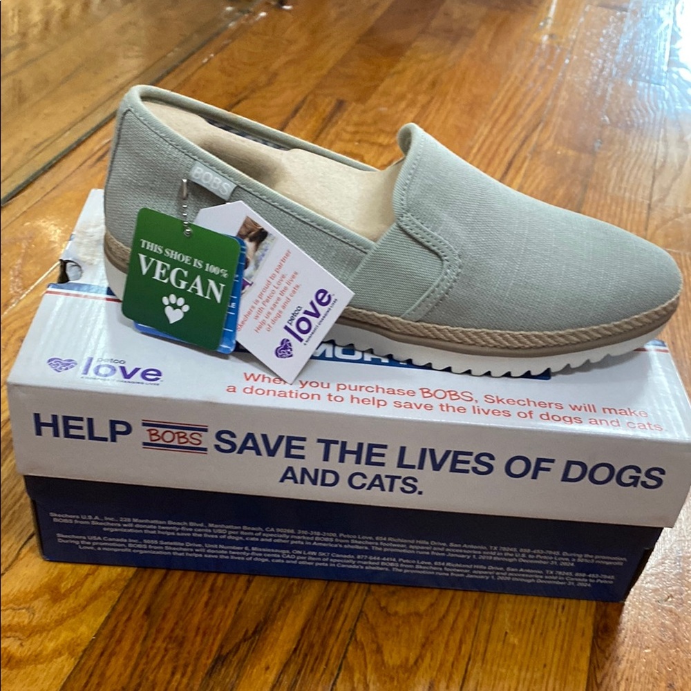 Skechers BOBS Vegan Slip-Ons - Soft Gray